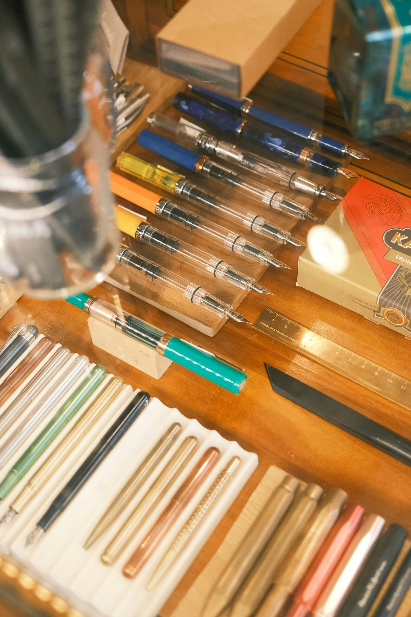 The Ultimate Guide to Pens: A Comprehensive Resource for History, Buying, and Comparisons